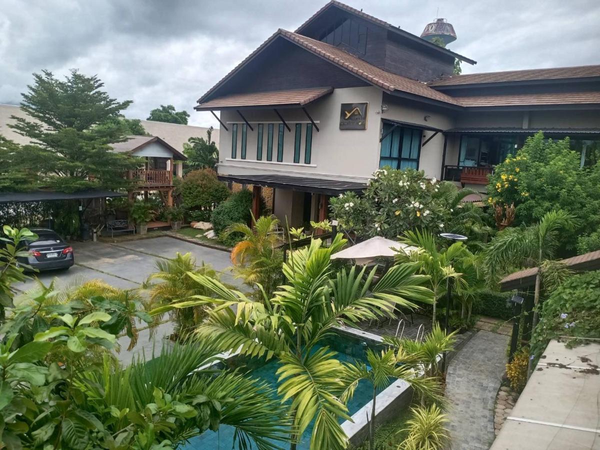 Anantaya Home Пхрэ Экстерьер фото